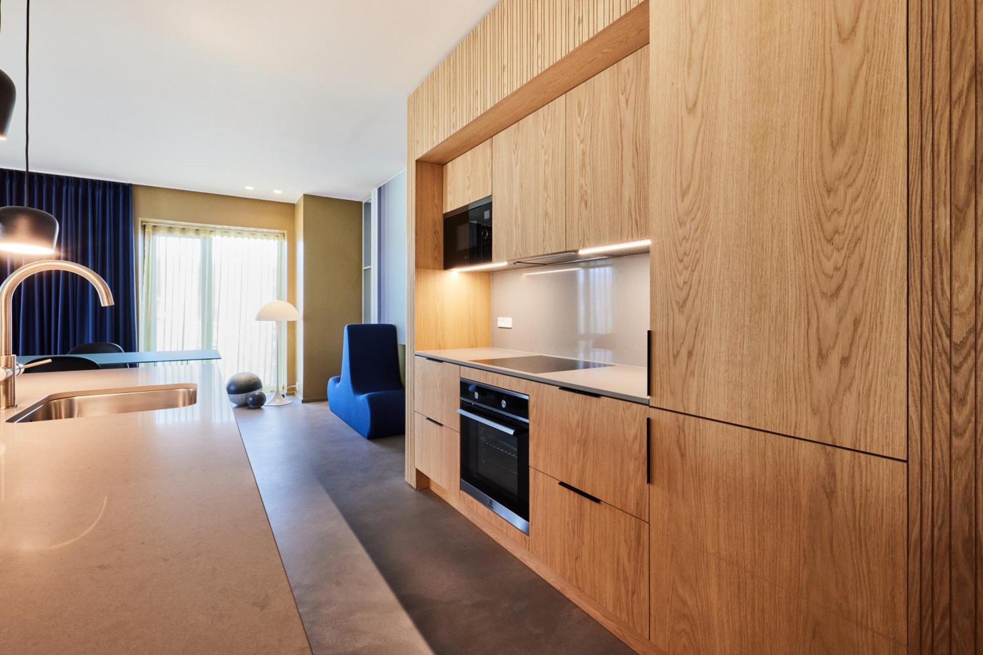 Kirk Suites 瓦埃勒 外观 照片
