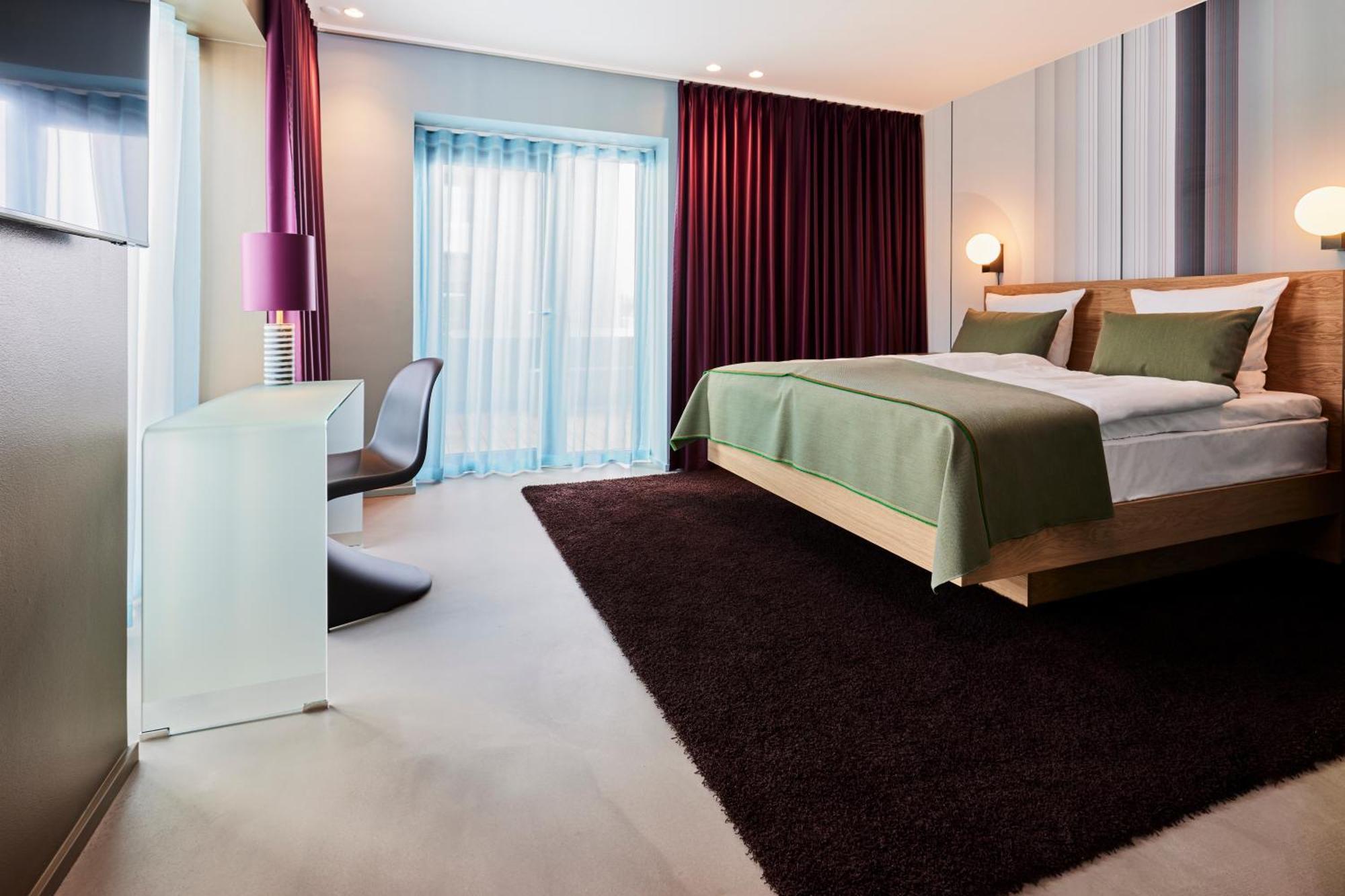 Kirk Suites 瓦埃勒 外观 照片